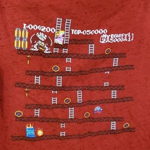 Donkey Kong Nintendo red tshirt M